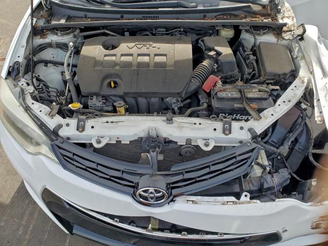 Toyota Corolla L Image 3