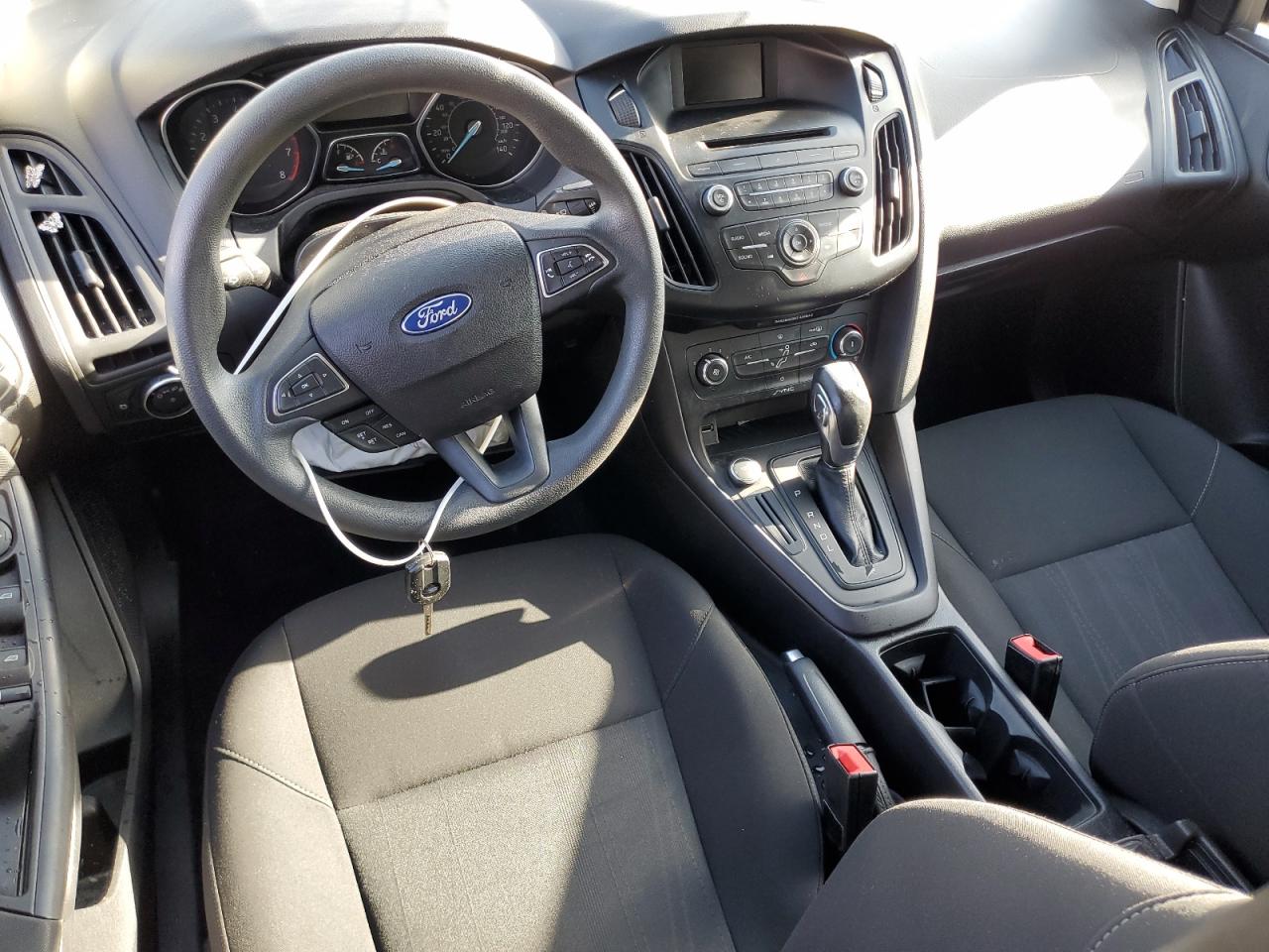 Ford Focus Se Image 12