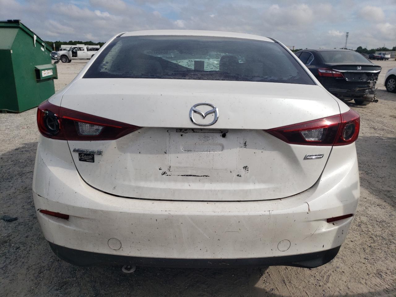 Mazda 3 Sport Image 4