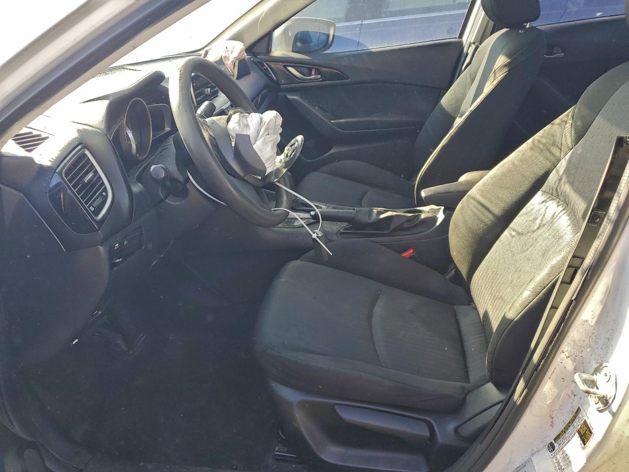 Mazda 3 Sport Image 11