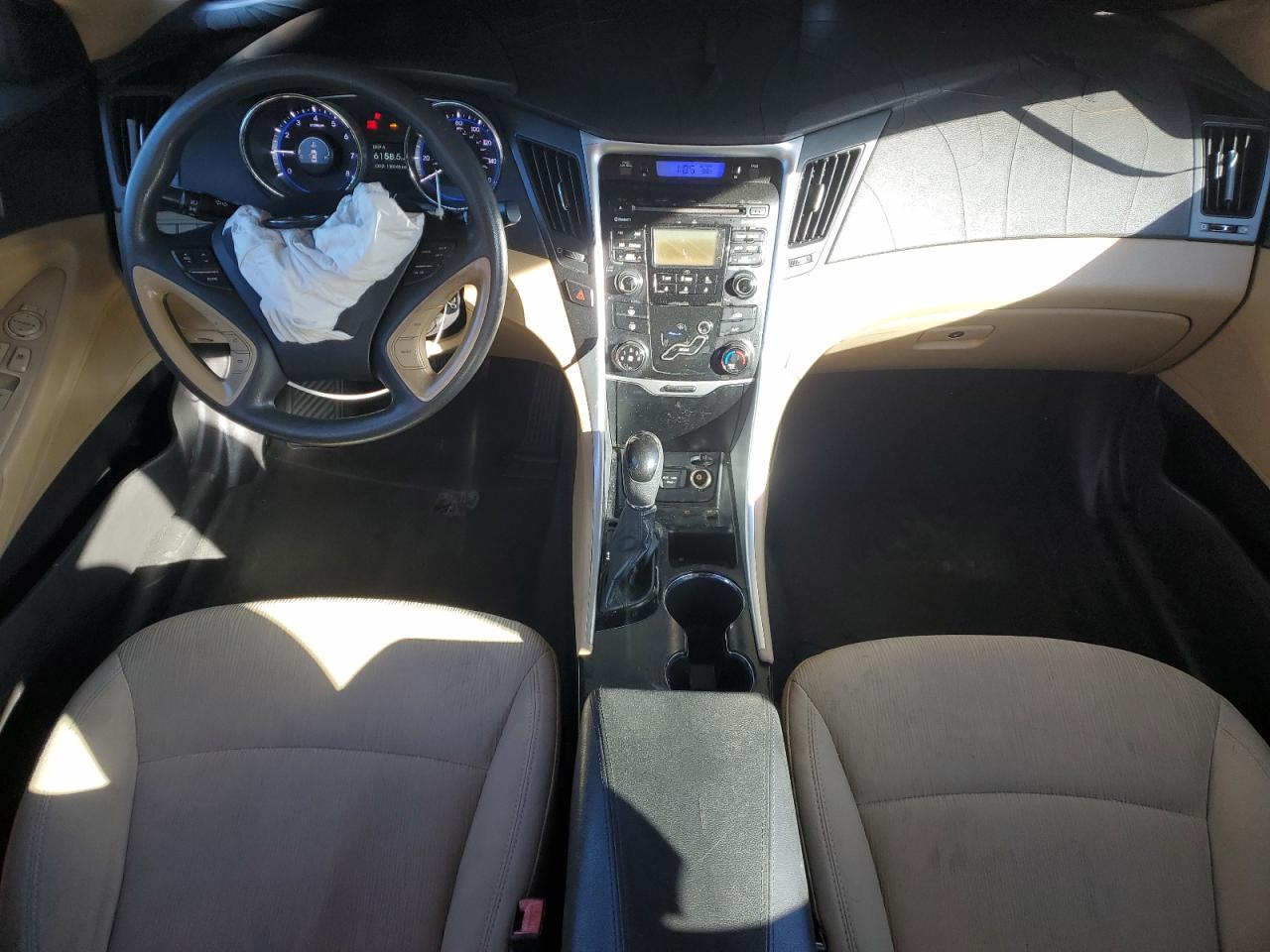 Hyundai SONATA Gls Image 4