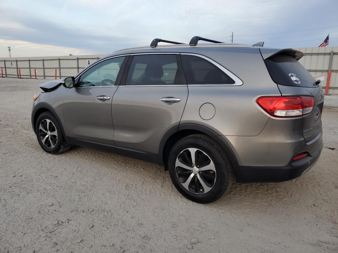Kia Sorento Ex Image 2