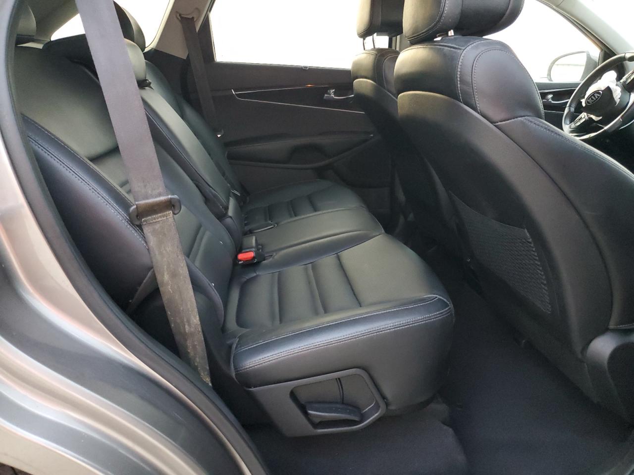 Kia Sorento Ex Image 12