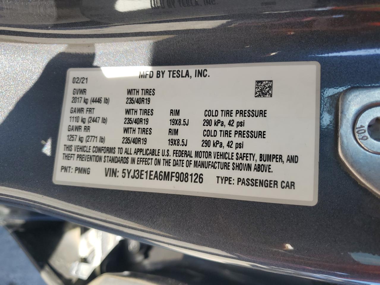Tesla Model 3 Image 5