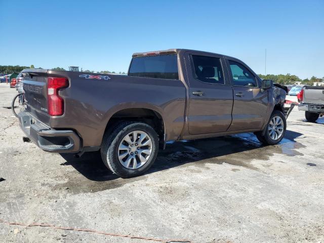 Chevrolet Silverado K1500 Custom Image 11
