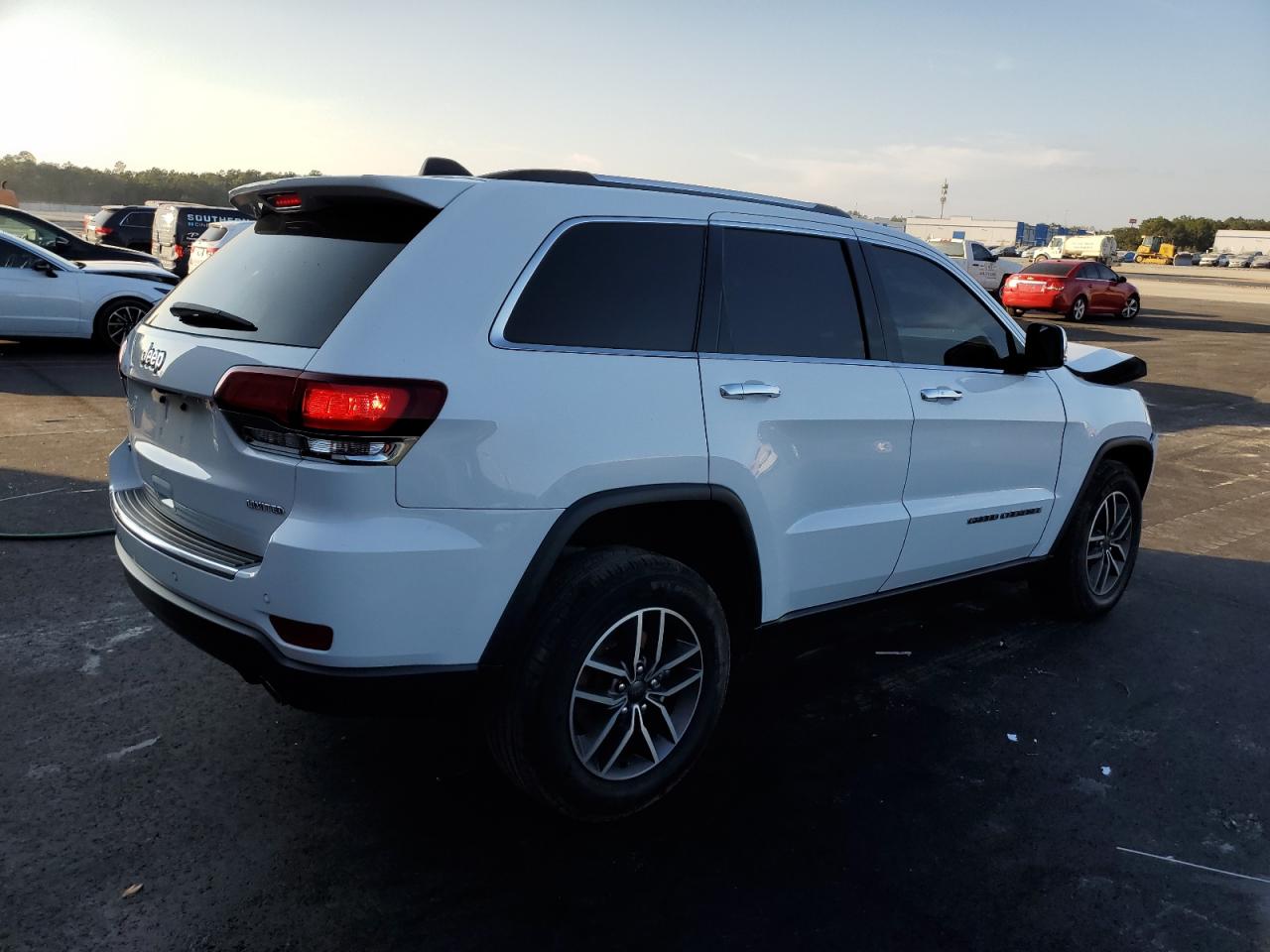 Jeep Grand Cherokee Limited Image 5
