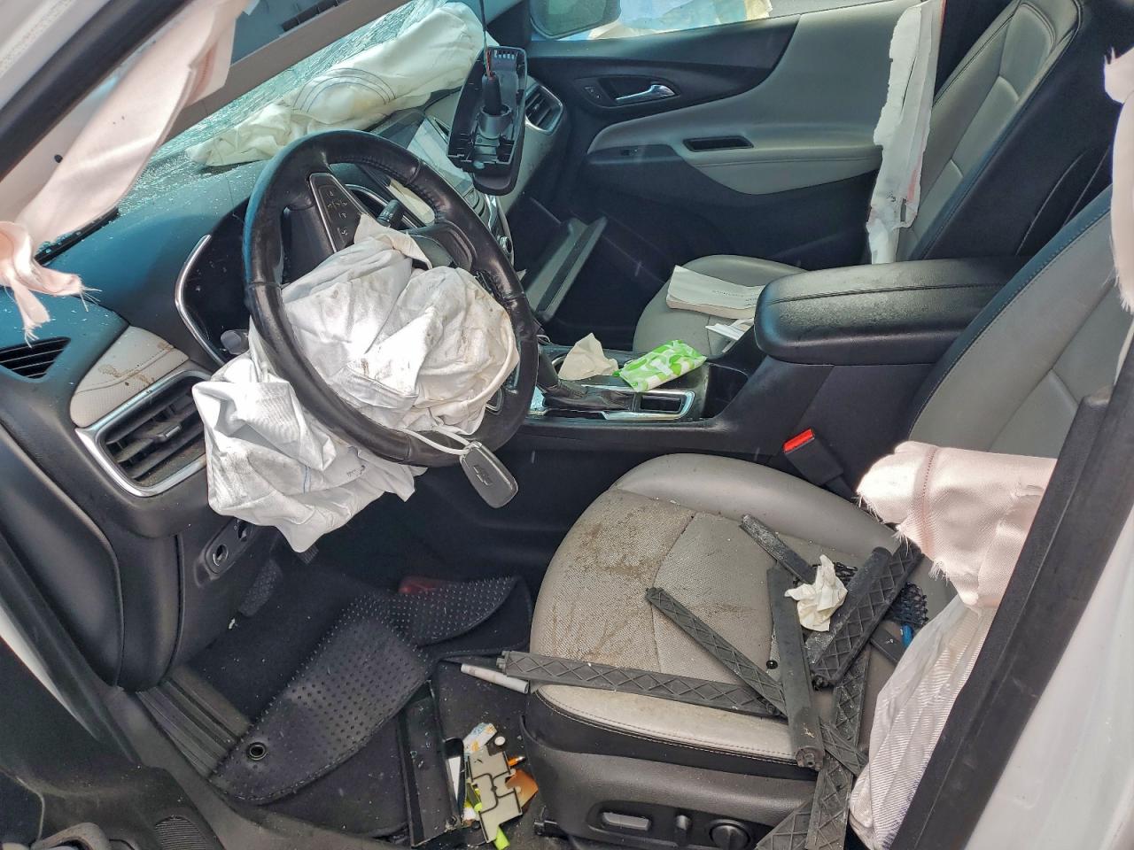 Chevrolet Equinox Premier Image 5