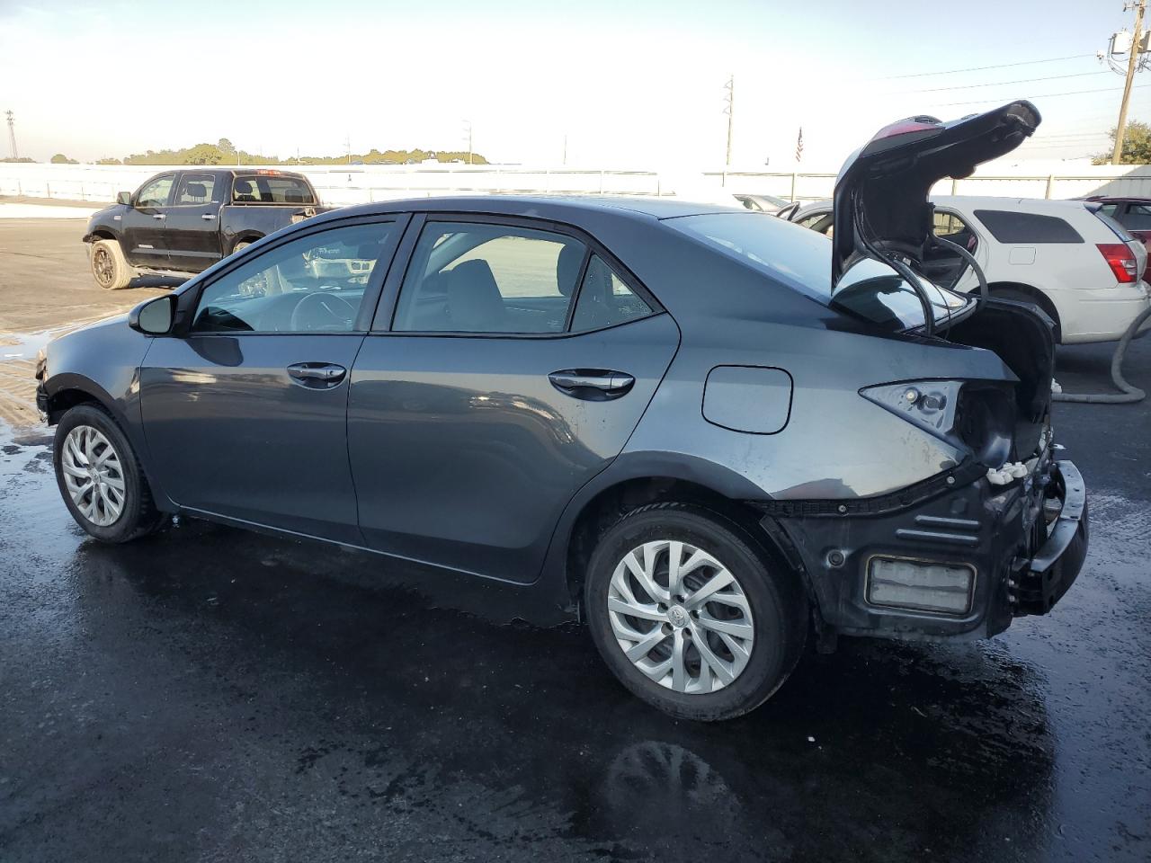 Toyota Corolla L Image 3