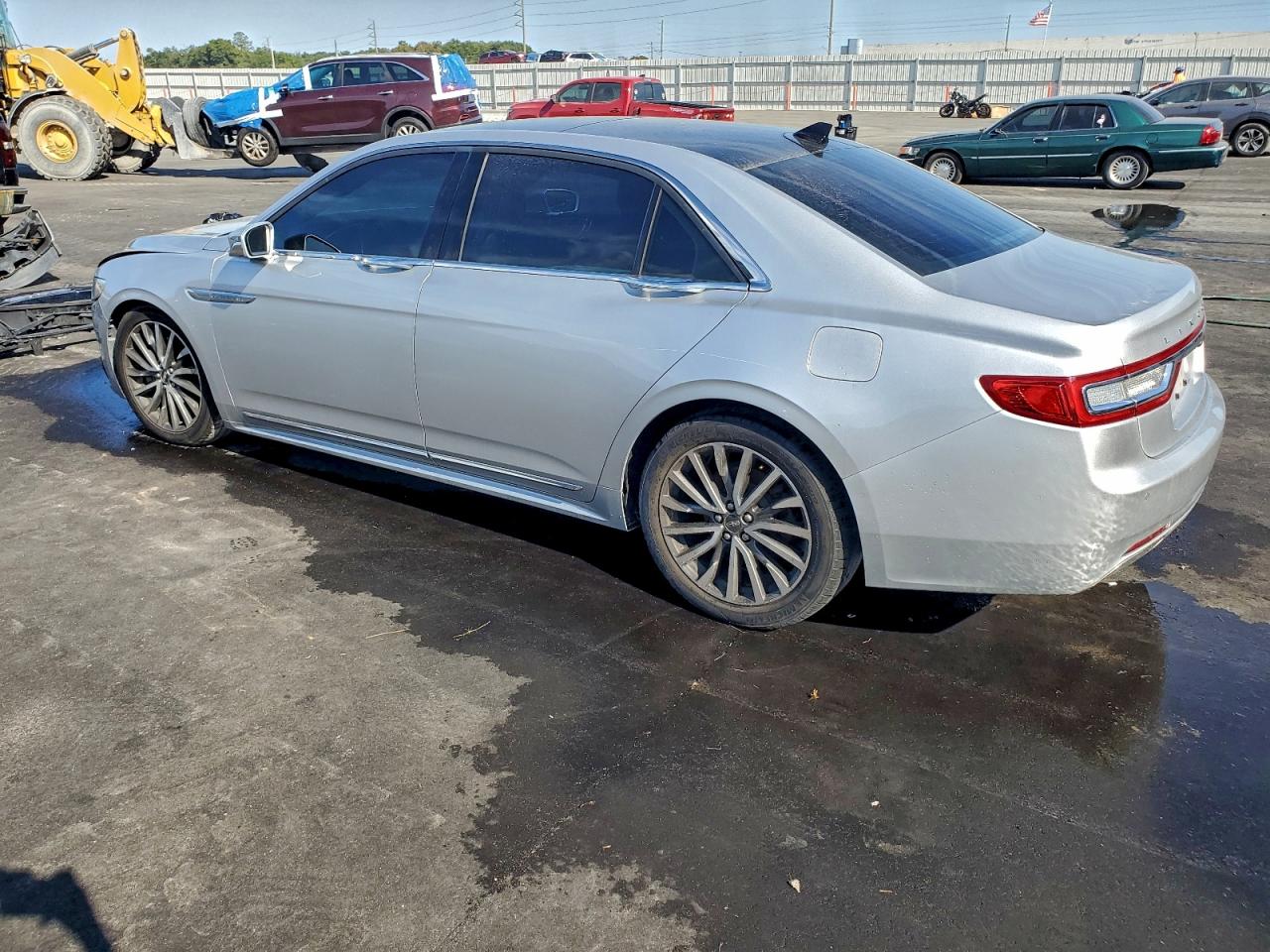 Lincoln Continental Select Image 5