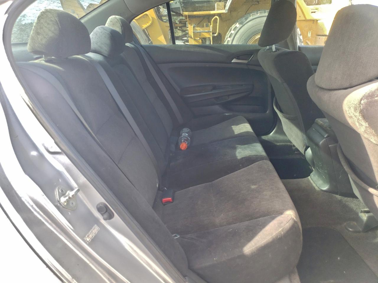 Honda Accord Lx Image 9