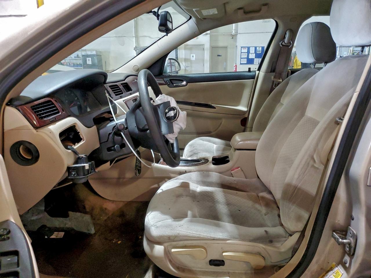 Chevrolet Impala Ls Image 4