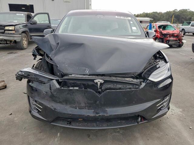 Tesla Model X Image 5