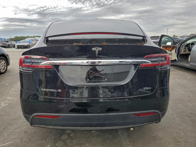Tesla Model X Image 6