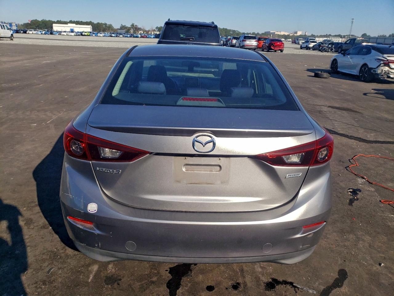 Mazda 3 Touring Image 3