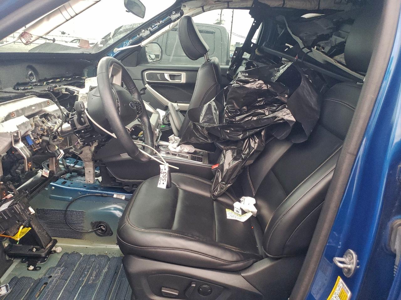 Ford Explorer Xlt Image 8