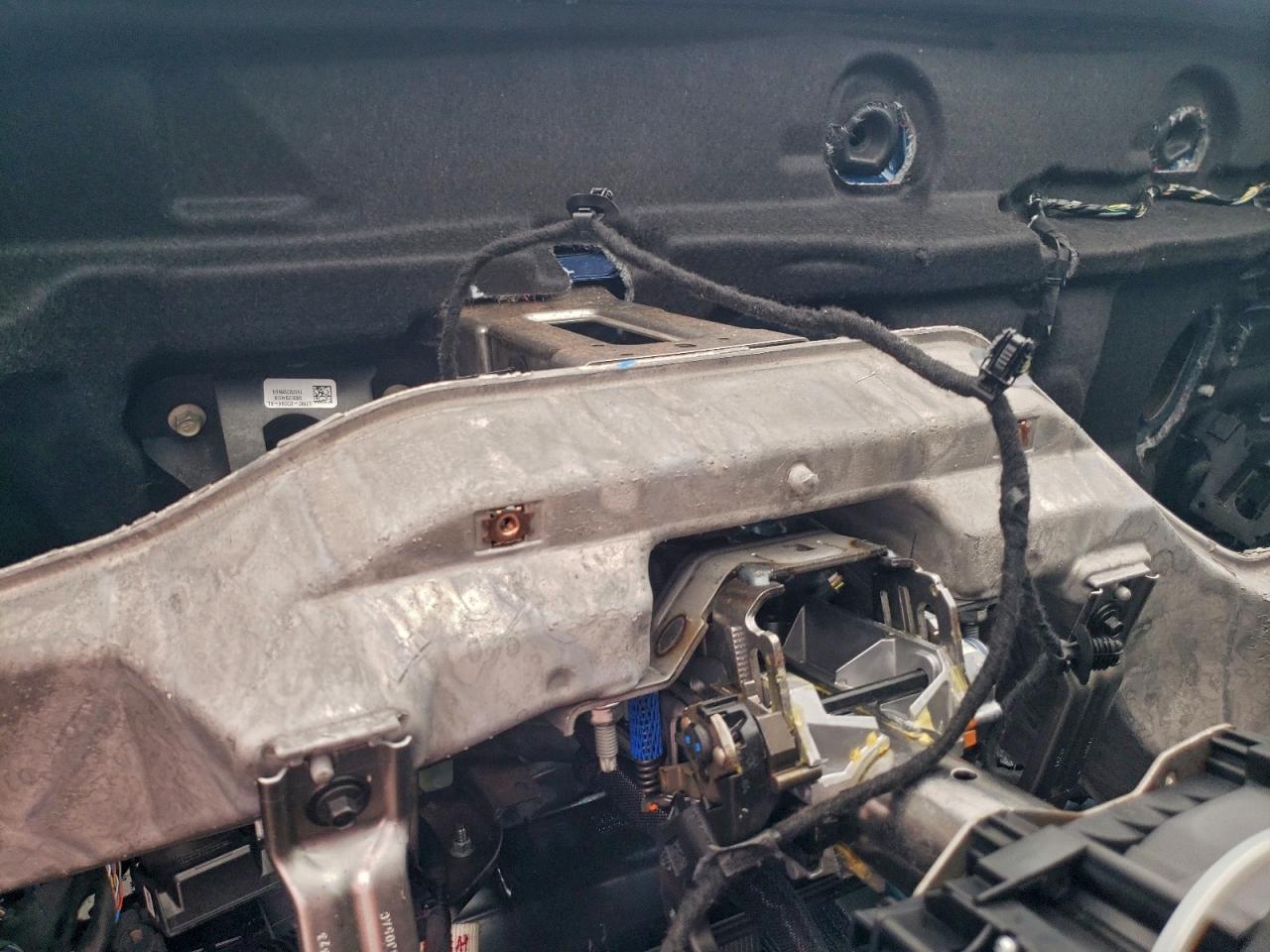 Ford Explorer Xlt Image 4