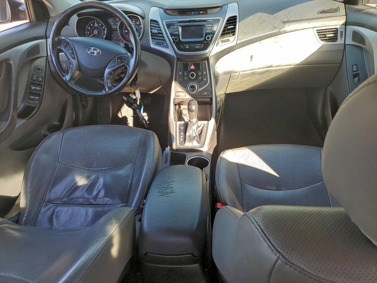 Hyundai ELANTRA Se Image 6