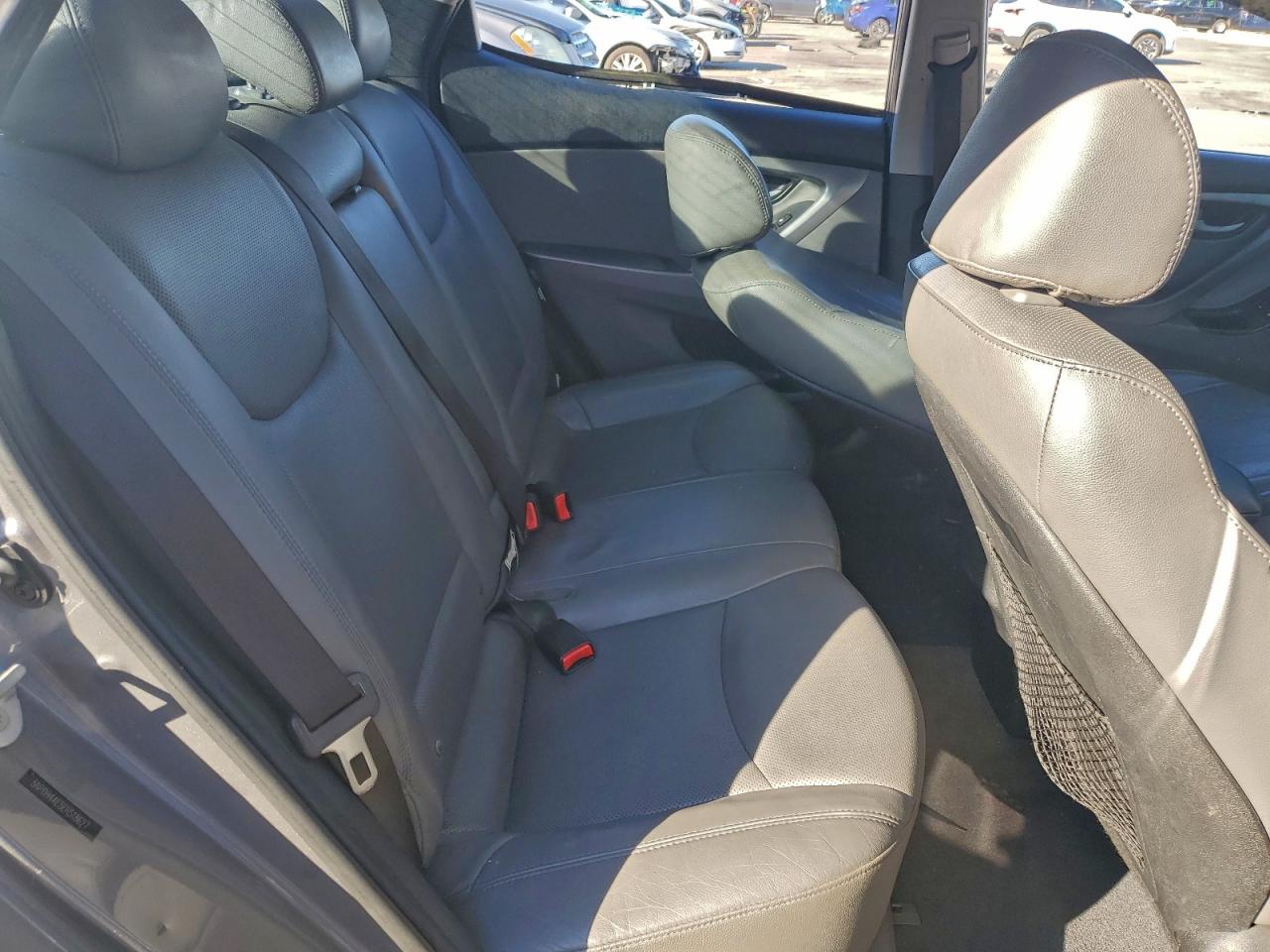 Hyundai ELANTRA Se Image 11