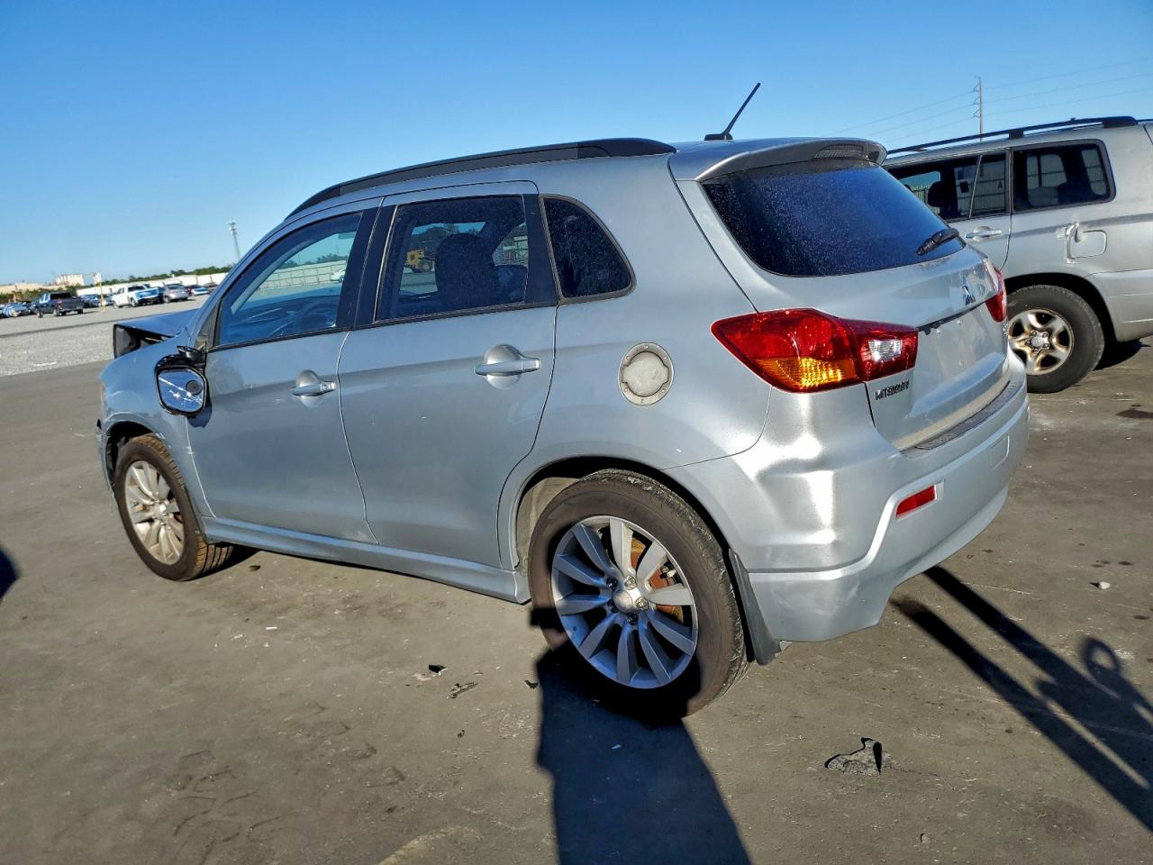 Mitsubishi Outlander Se Image 3