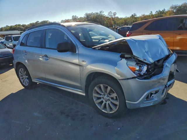 Mitsubishi Outlander Se Image 4