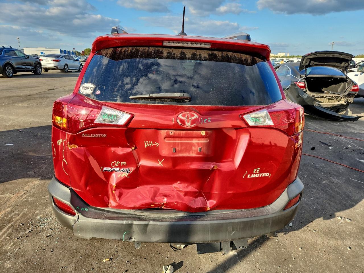 Toyota RAV4 Limited Image 8