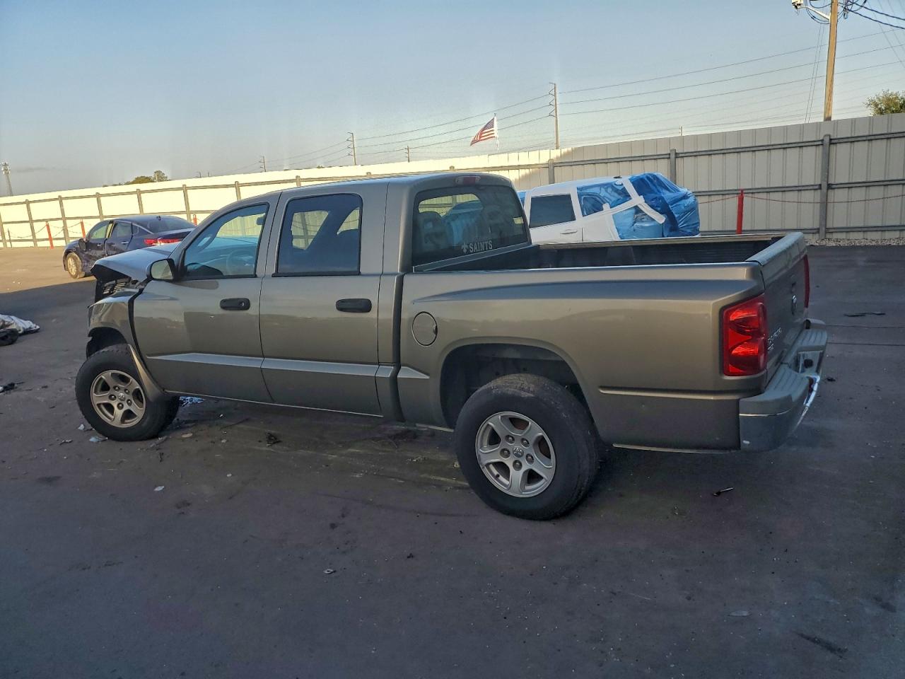 Dodge Dakota Quad Slt Image 4