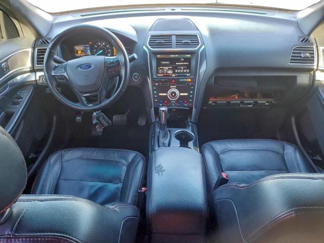 Ford Explorer Sport Image 9