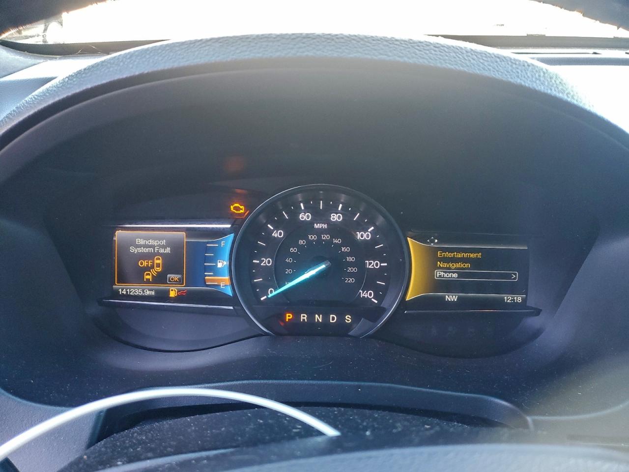 Ford Explorer Sport Image 13