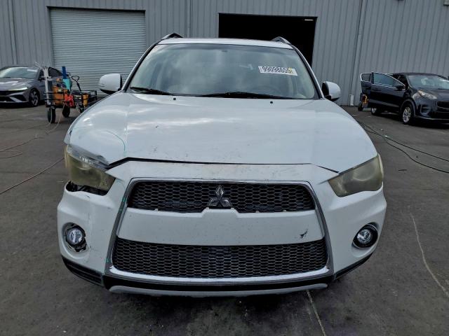 Mitsubishi Outlander Se Image 8