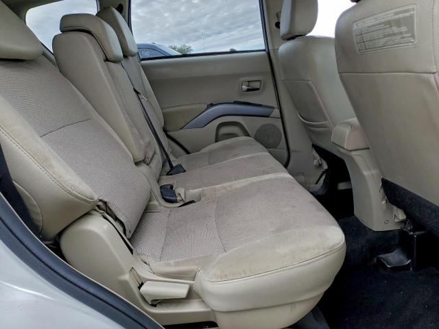 Mitsubishi Outlander Se Image 4