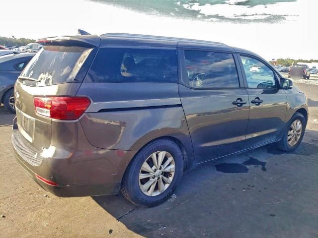 Kia Sedona Lx Image 3