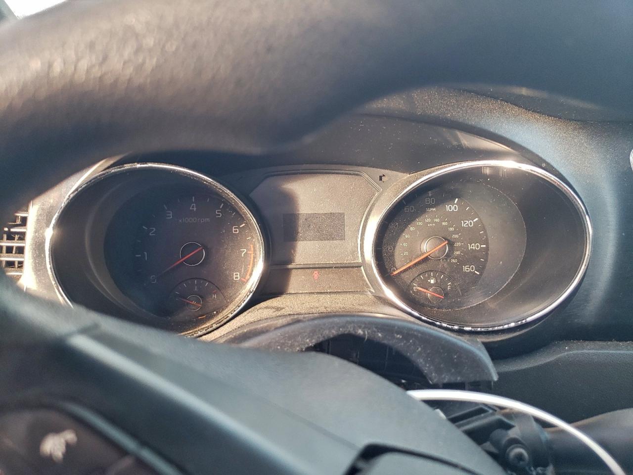 Kia Sedona Lx Image 8