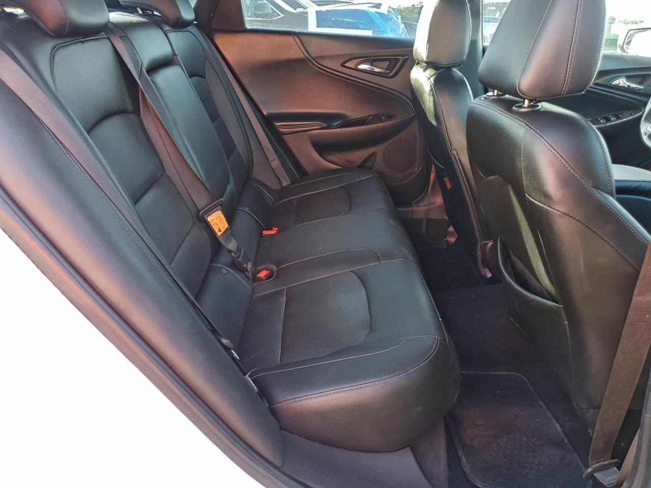 Chevrolet Malibu Premier Image 11