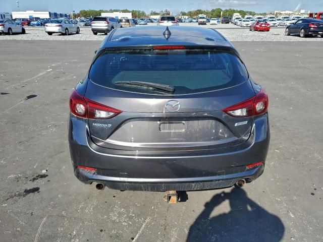 Mazda 3 Grand Touring Image 7