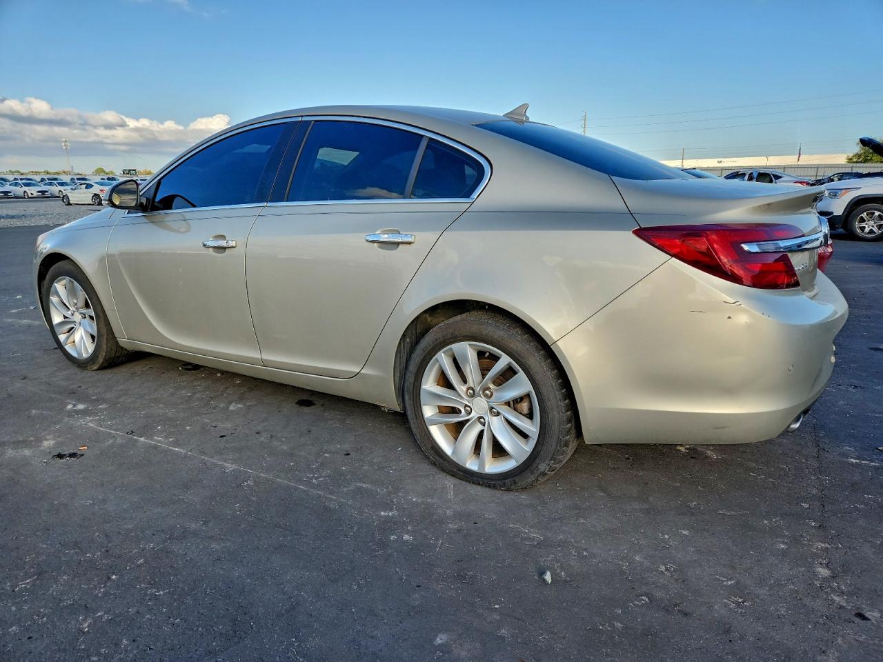 Buick Regal Premium Image 2