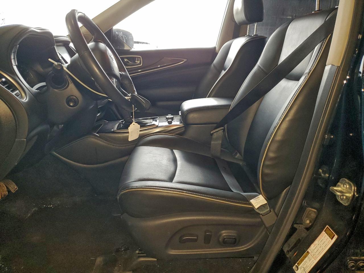 INFINITI Qx Luxe Image 10