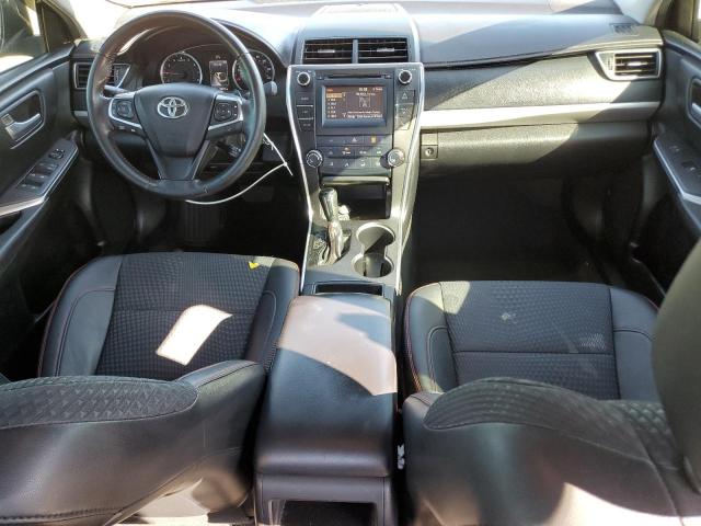 Toyota Camry Le Image 7