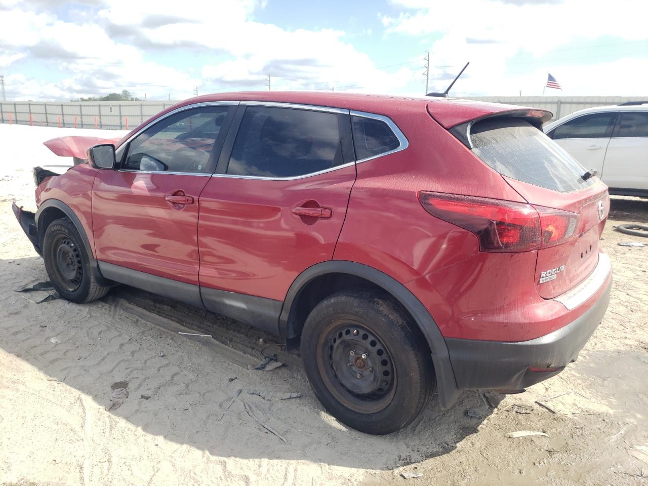 Nissan Rogue S Image 8