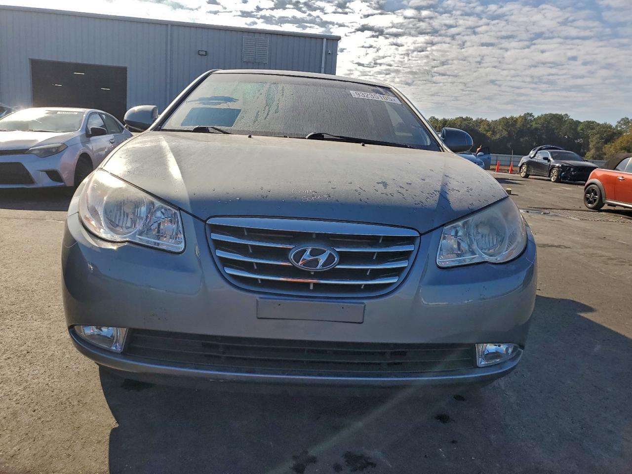 Hyundai ELANTRA Blue Image 5