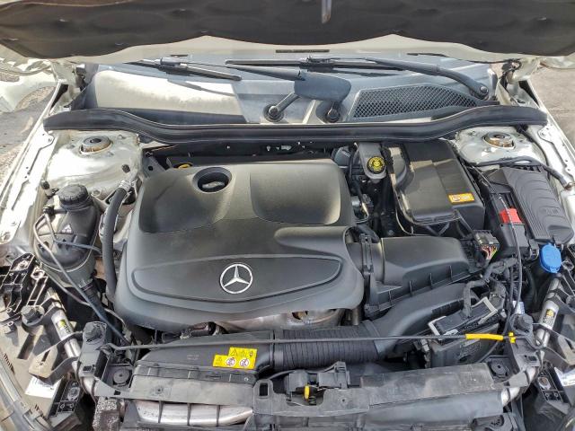 Mercedes-Benz Cla-class 250 Image 10