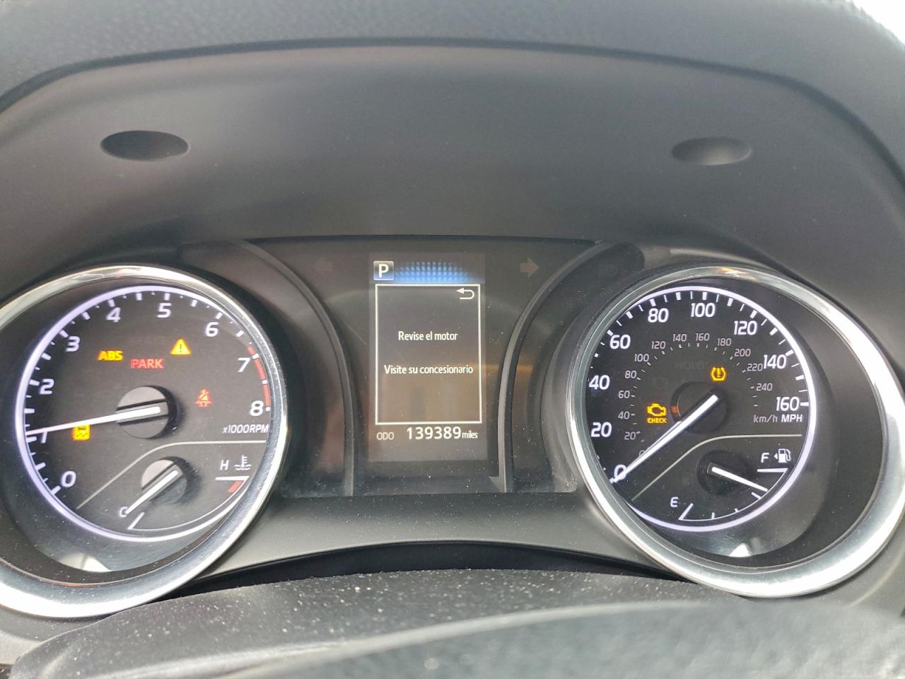 Toyota Camry L Image 11