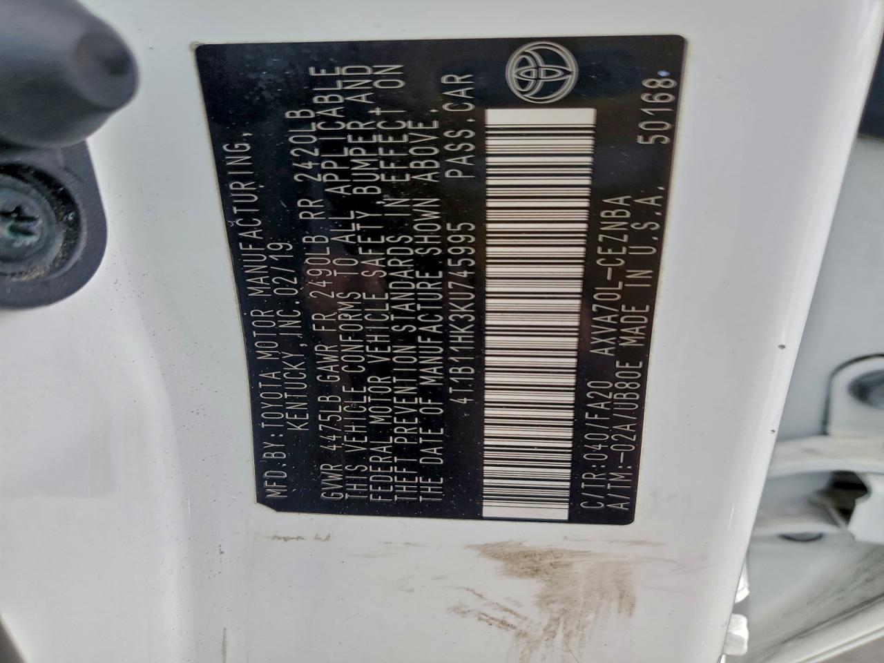 Toyota Camry L Image 12