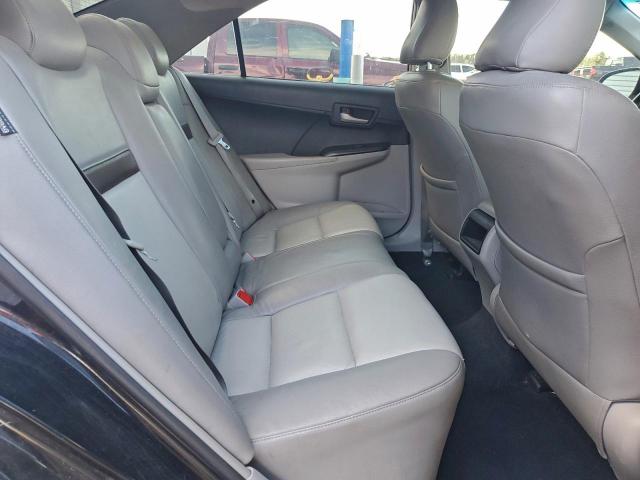 Toyota Camry L Image 6