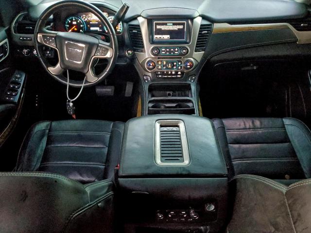 GMC Yukon Denali Image 7