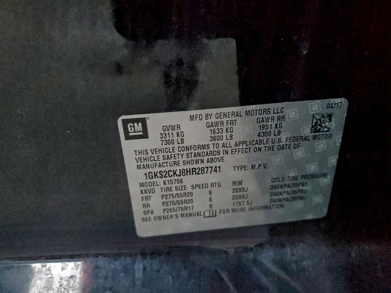 GMC Yukon Denali Image 10