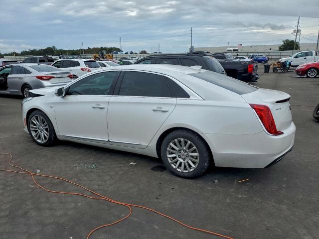 Cadillac XTS Luxury Image 2