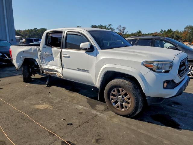 Toyota Tacoma Double Cab Image 7
