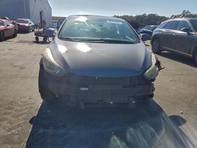 Hyundai ELANTRA Se Image 9