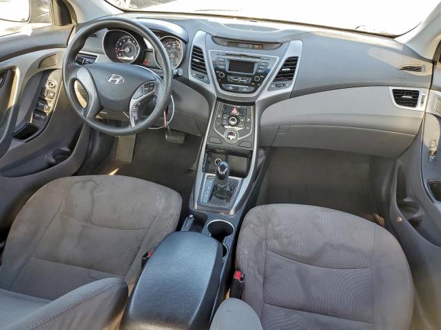 Hyundai ELANTRA Se Image 5