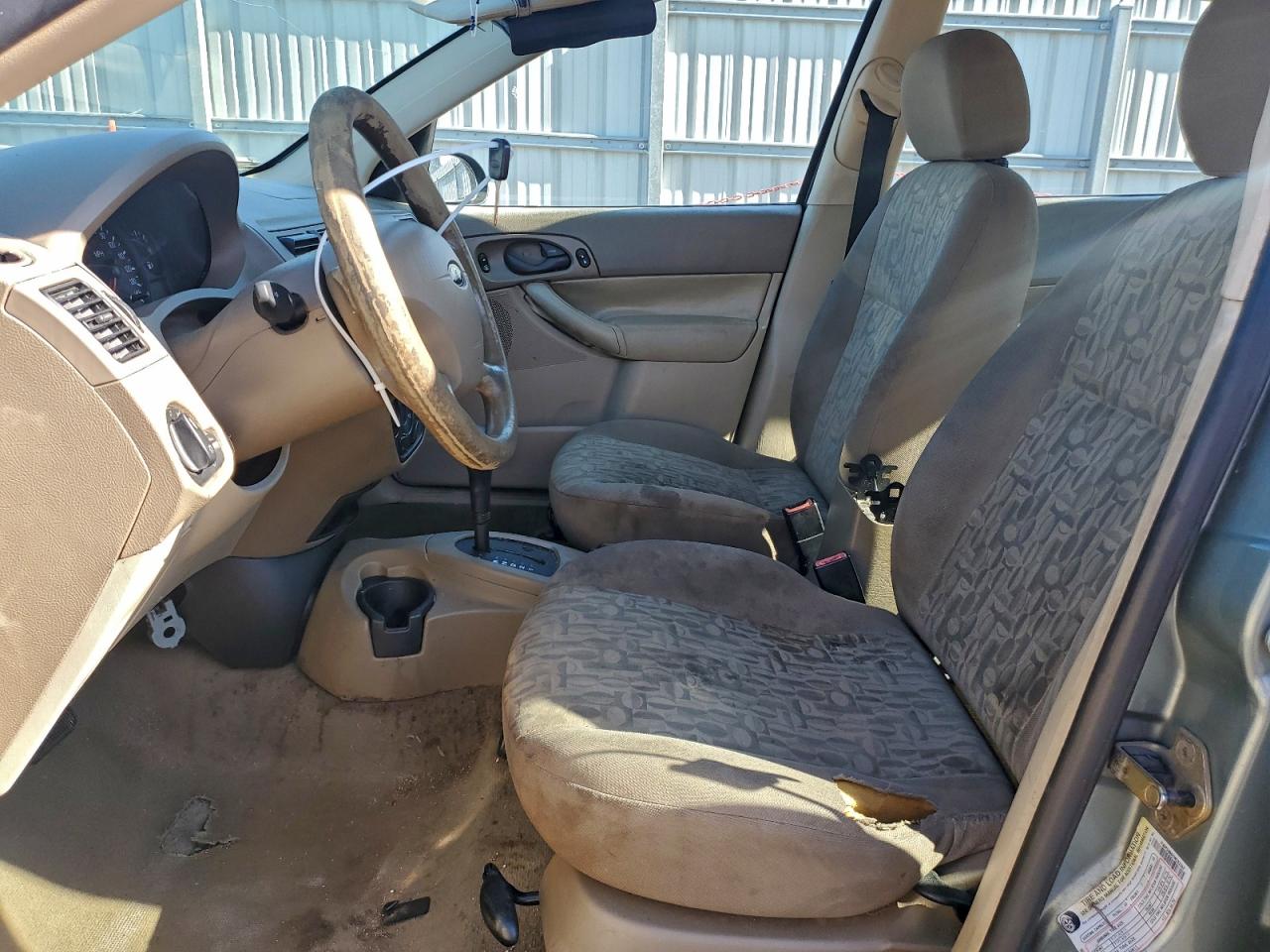 Ford Focus Zx4 Image 6